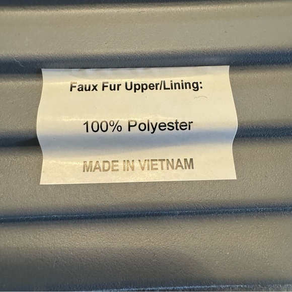 Kookaburra UGG’s. Size 9 NWT AND BOX Black in color never worn - Picture 6 of 12